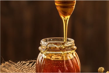 Home Remedies for Pimples in Ayurveda-honey