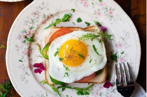 Egg- Healthy Breakfast Foods for Better Digestion