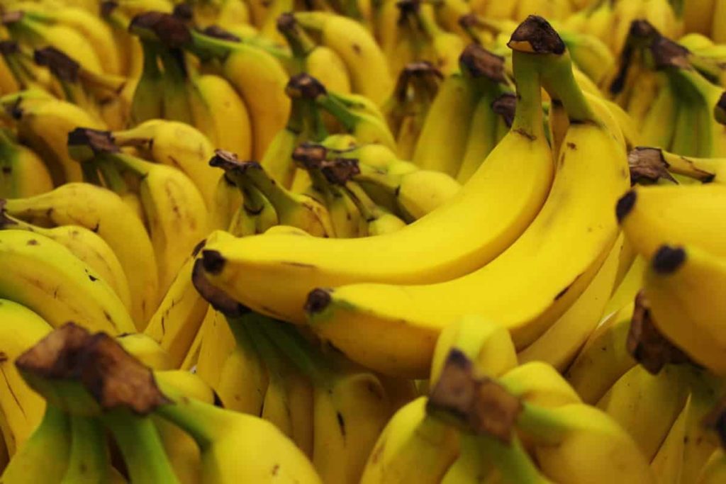bananas- Best Foods to Reduce Belly Fat