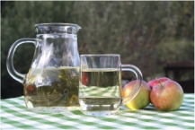 Apple cider vinegar- home remedies for knee pain5