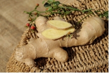 Ginger-home remedies for knee pain6
